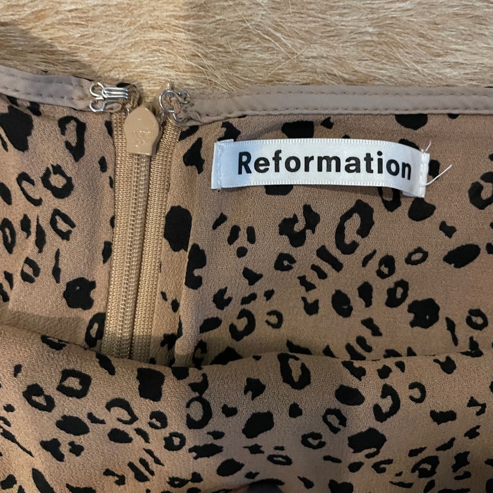 Reformation Leopard Skirt size S (fits XS)